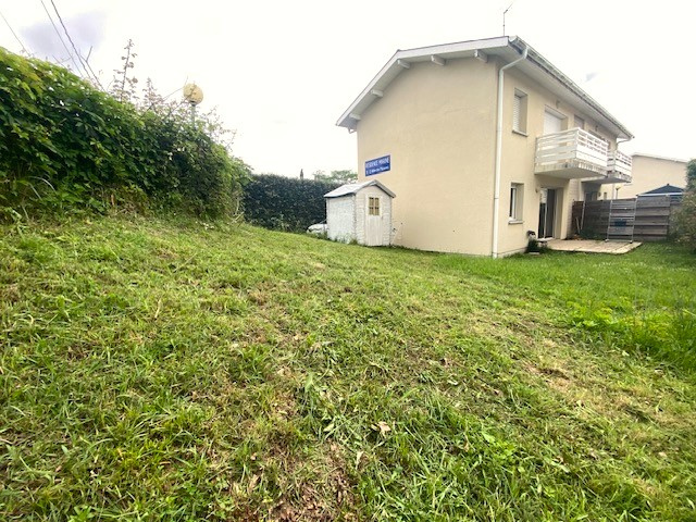 Appartement 2 pièces environ 35 m2 au calme !